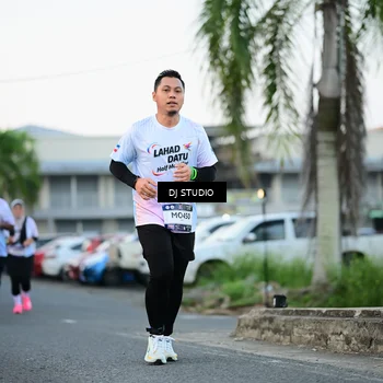 Runner Photo 7905022