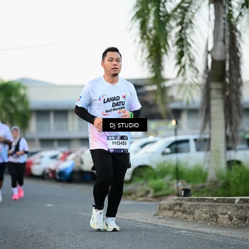 Runner Photo 7905025