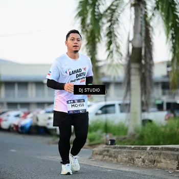Runner Photo 7905030