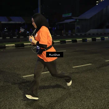 Runner Photo 7905031