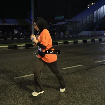 Runner Photo 7905037