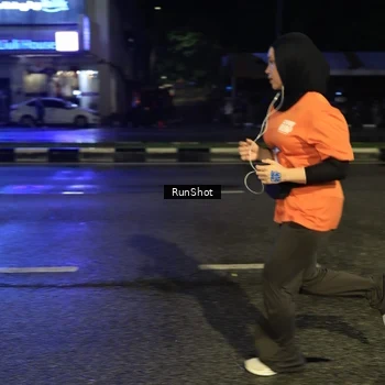 Runner Photo 7905051