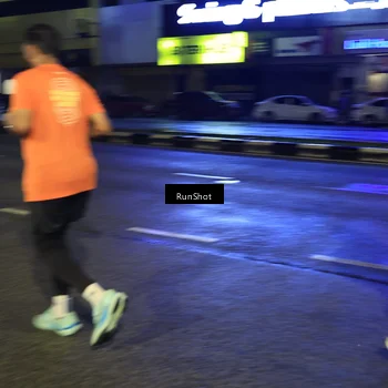Runner Photo 7905068