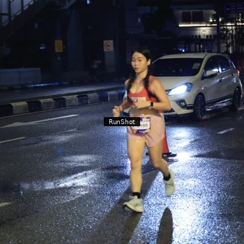 Runner Photo 7905072