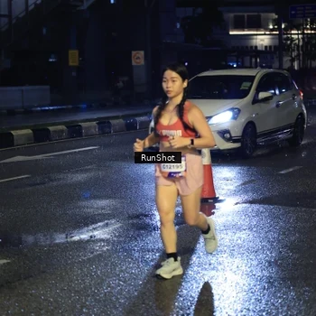Runner Photo 7905073