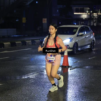 Runner Photo 7905076