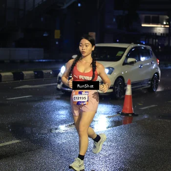 Runner Photo 7905092