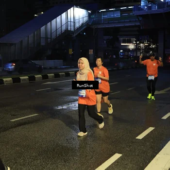 Runner Photo 7905102