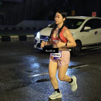 Runner Photo 7905111