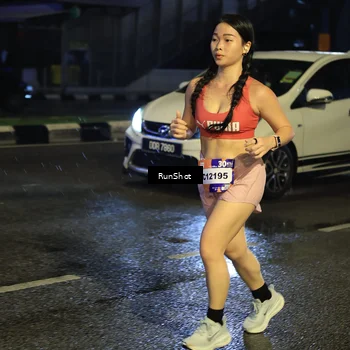Runner Photo 7905117