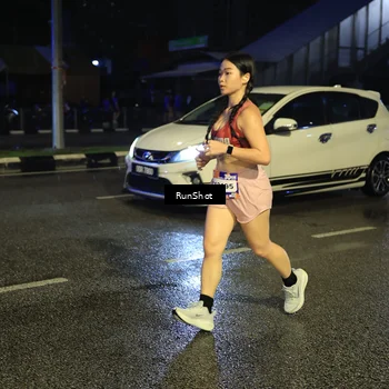 Runner Photo 7905139
