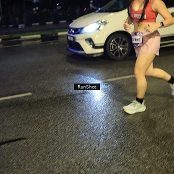 Runner Photo 7905155