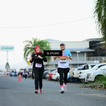 Runner Photo 7905161