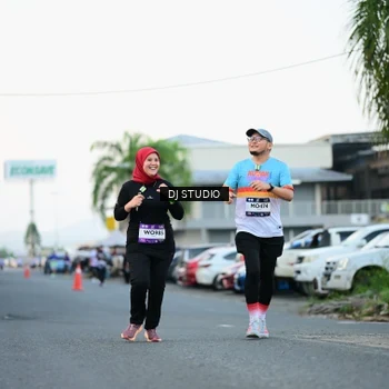 Runner Photo 7905166