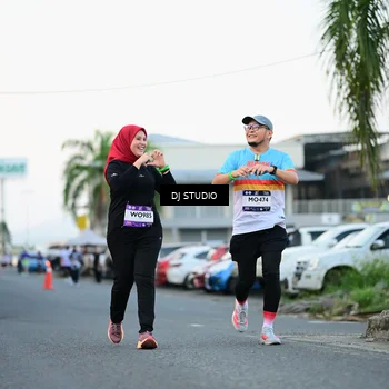 Runner Photo 7905174