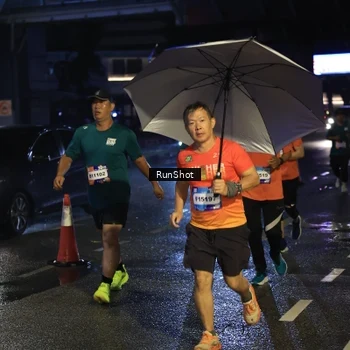 Runner Photo 7905175