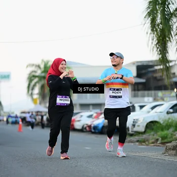 Runner Photo 7905177