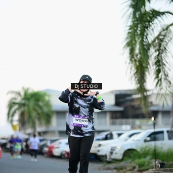 Runner Photo 7905204