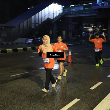 Runner Photo 7905215