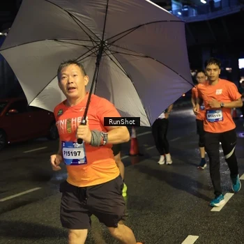 Runner Photo 7905243