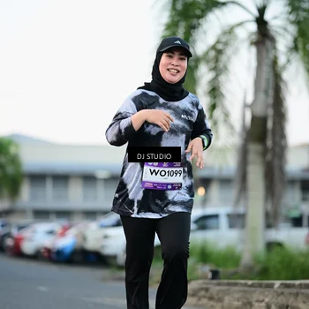 Runner Photo 7905247