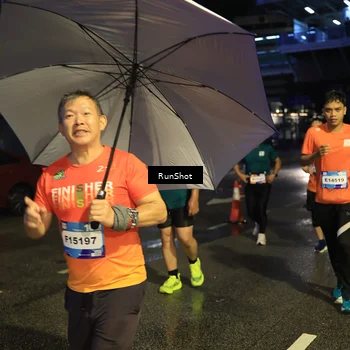 Runner Photo 7905250