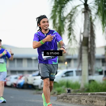 Runner Photo 7905252