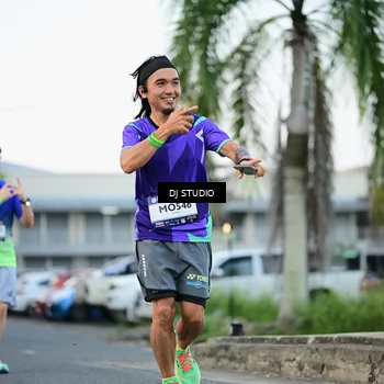 Runner Photo 7905258