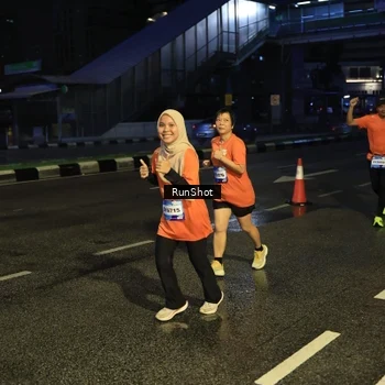Runner Photo 7905262