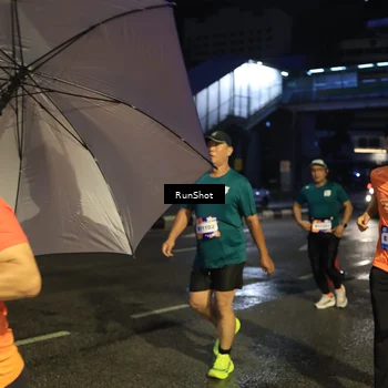 Runner Photo 7905266