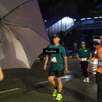 Runner Photo 7905267