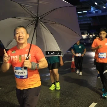 Runner Photo 7905276
