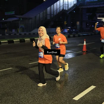 Runner Photo 7905282