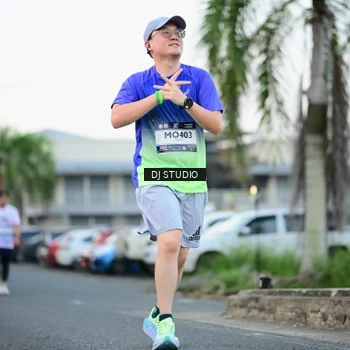 Runner Photo 7905283