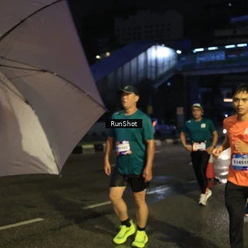 Runner Photo 7905285