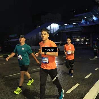 Runner Photo 7905286