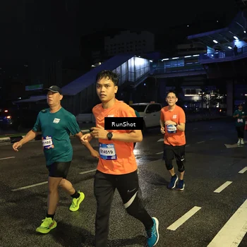 Runner Photo 7905288