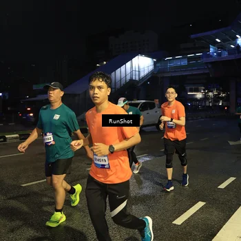 Runner Photo 7905289