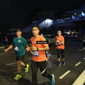 Runner Photo 7905290