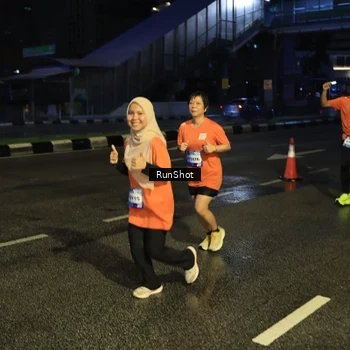 Runner Photo 7905294