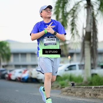 Runner Photo 7905303