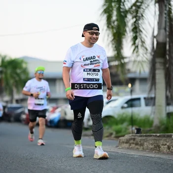 Runner Photo 7905318