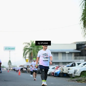 Runner Photo 7905319