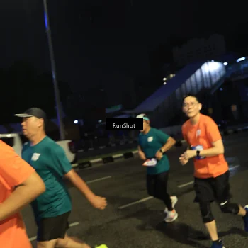 Runner Photo 7905324