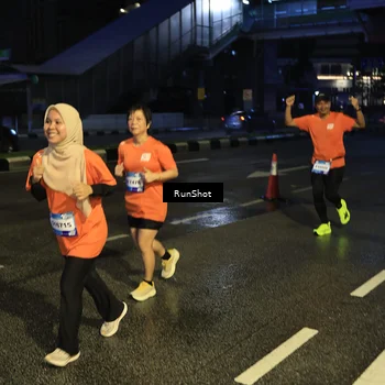 Runner Photo 7905327