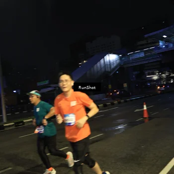 Runner Photo 7905332