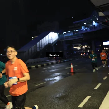 Runner Photo 7905339