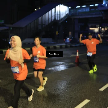 Runner Photo 7905340