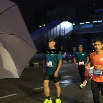 Runner Photo 7905355