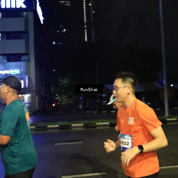 Runner Photo 7905363